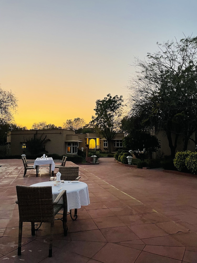 Heritage Resort 52/55