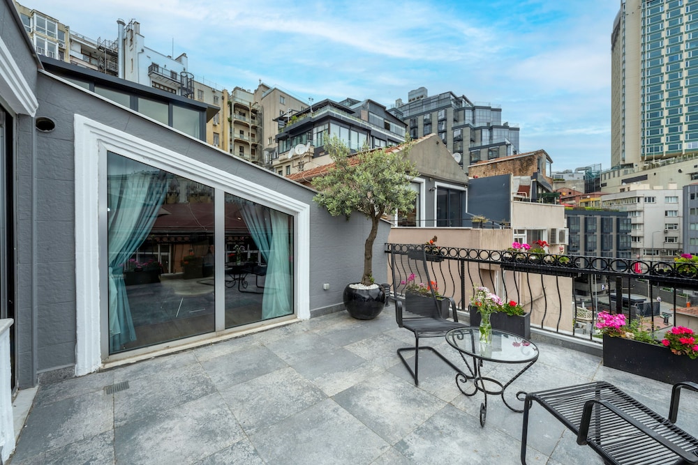 Hotel the Marions Suite 75/85