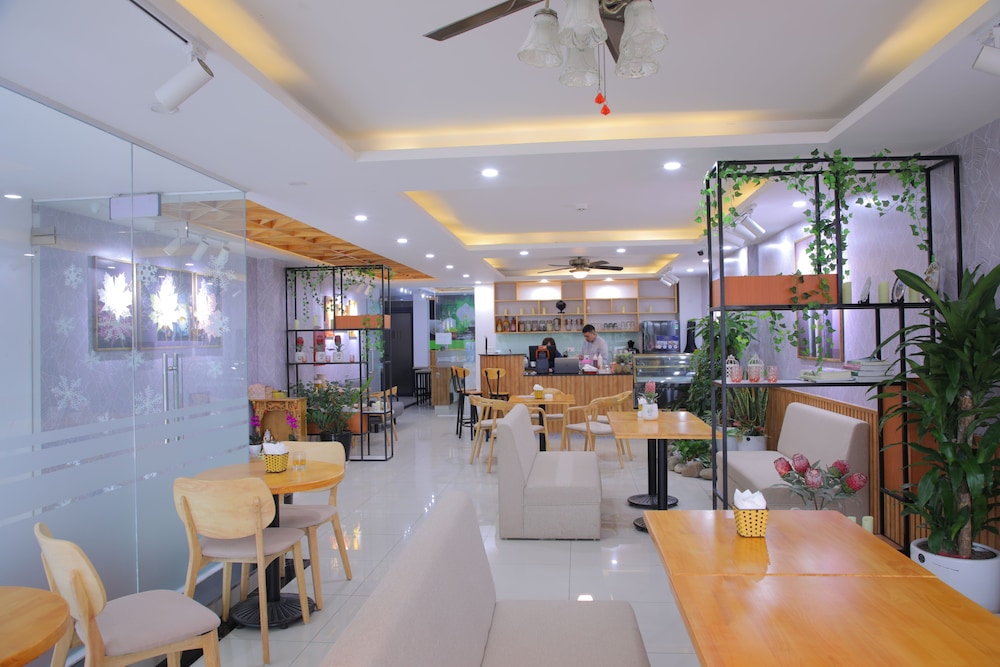 Hanna Hotel And Massage 34/50