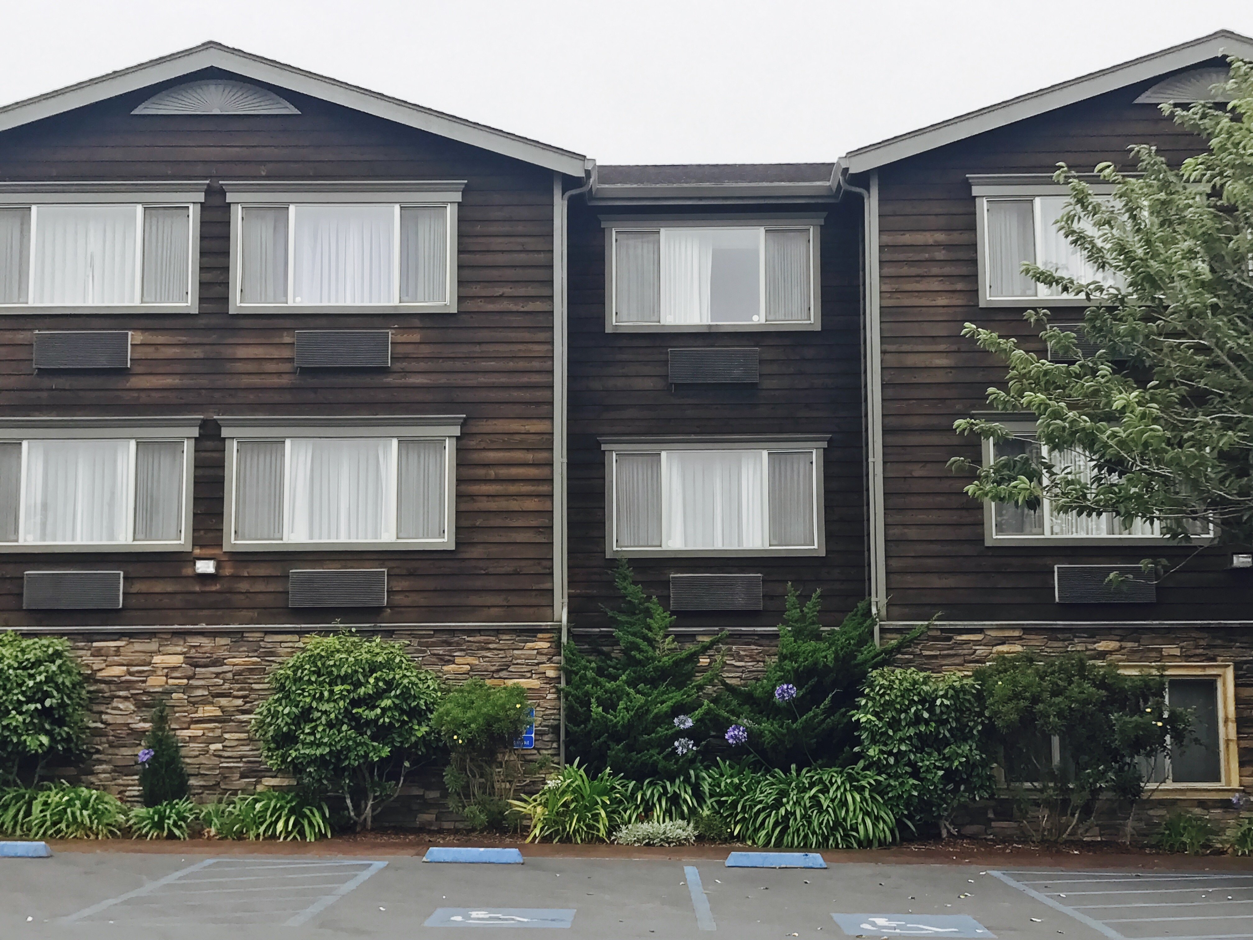 Holiday Inn Express Fort Bragg 5/31