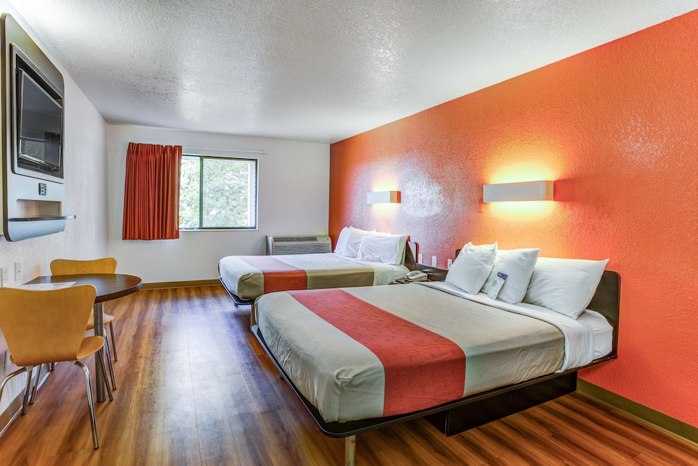 Motel6 Portland, OR - Tigard West 25/49