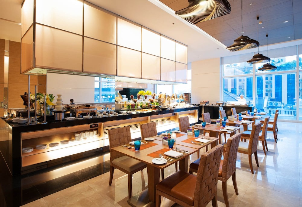 Eastin Grand Hotel Sathorn 37/50