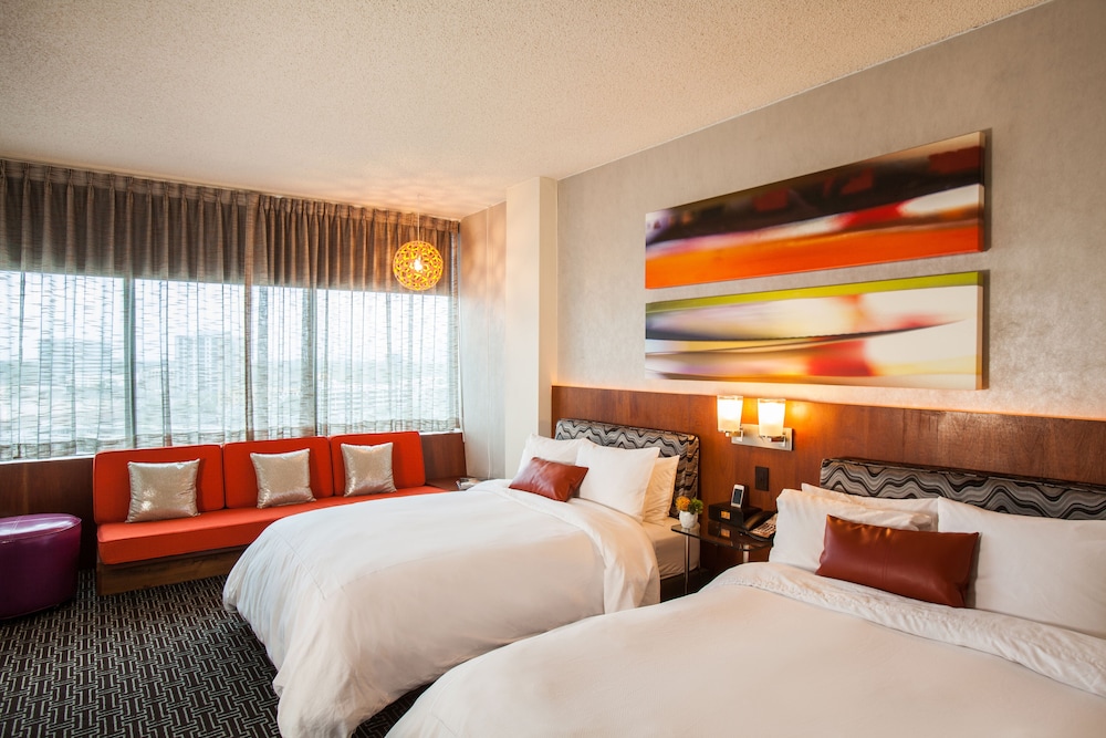 Hotel Derek Houston Galleria 25/83