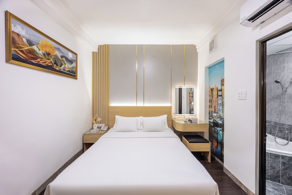 SUPERIOR, DOUBLE BED