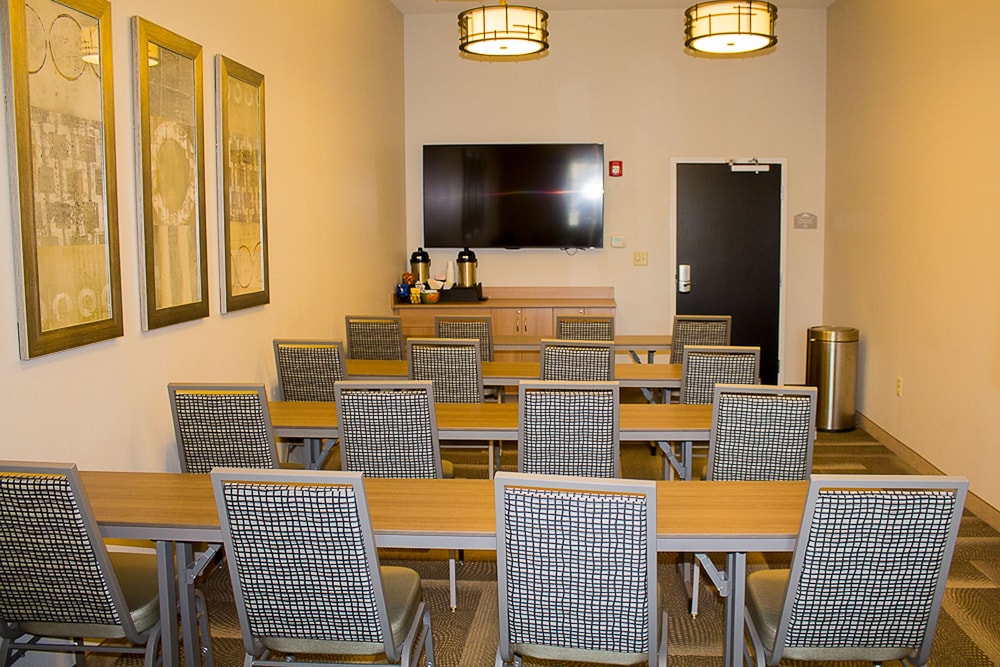 Microtel by Wyndham Penn Yan Finger Lakes Region 54/64