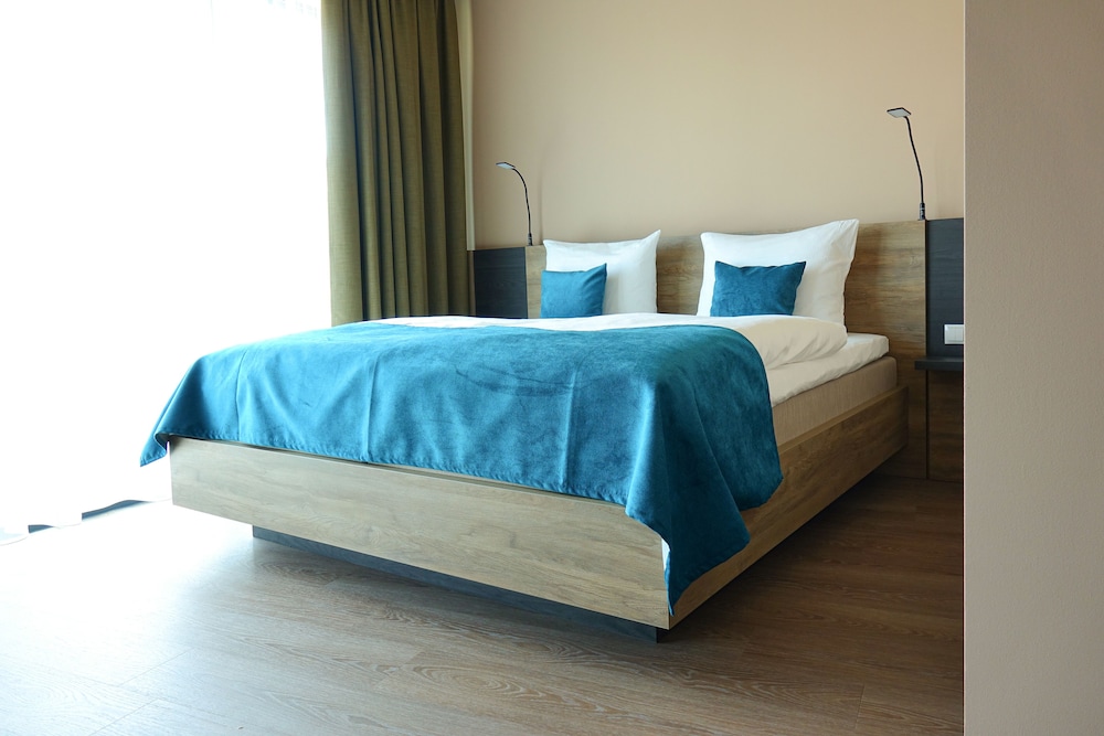 H24 Stadthotel Bernau 9/42