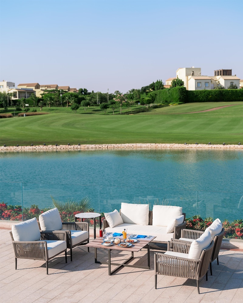 Kempinski Nile Hotel 45/48