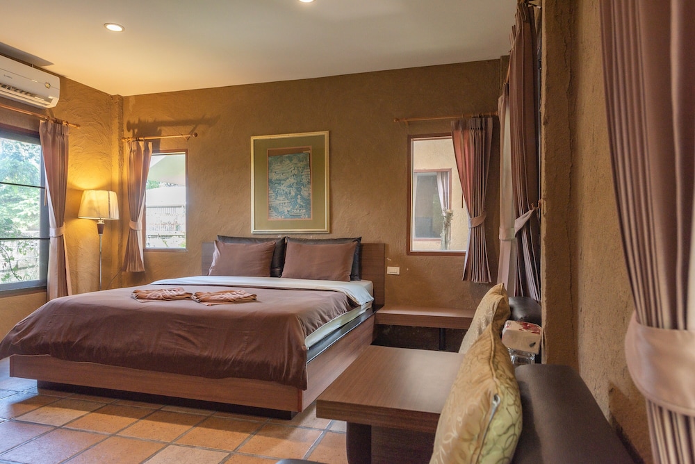 Muntra Garden Resort 11/47