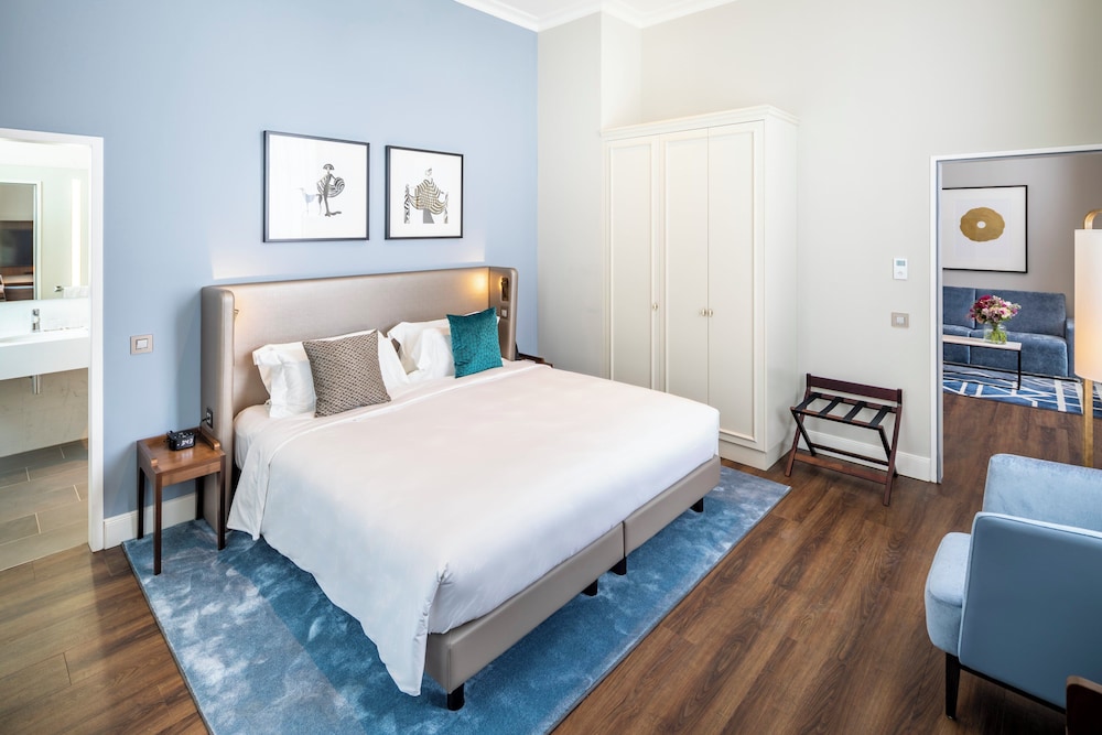 1 BEDROOM, EXECUTIVE, SUITE