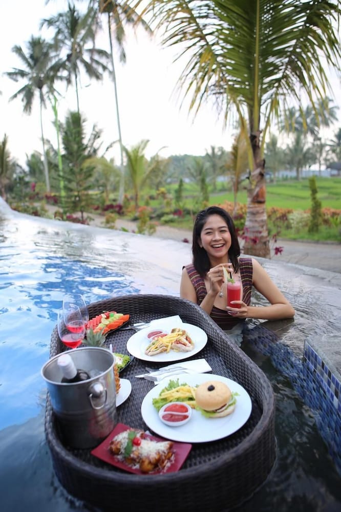 Grand Harvest Resort and Villas 52/75