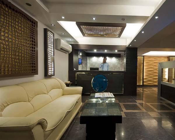 Hotel Pitrashish Premium 3/42