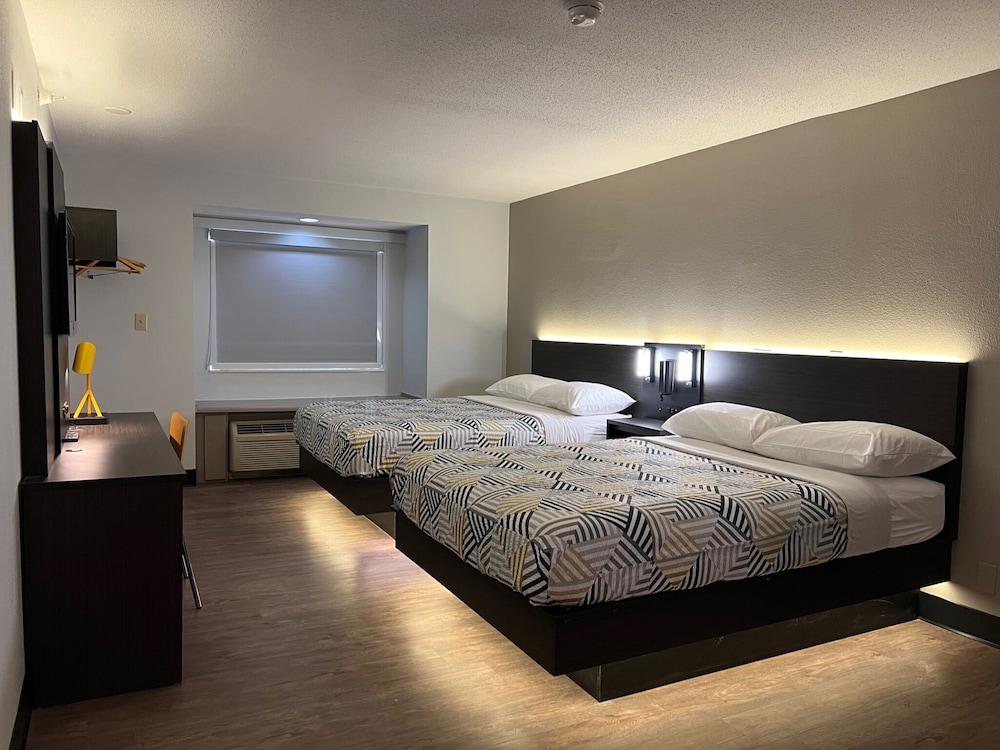 Motel6 Indianapolis, IN 34/51