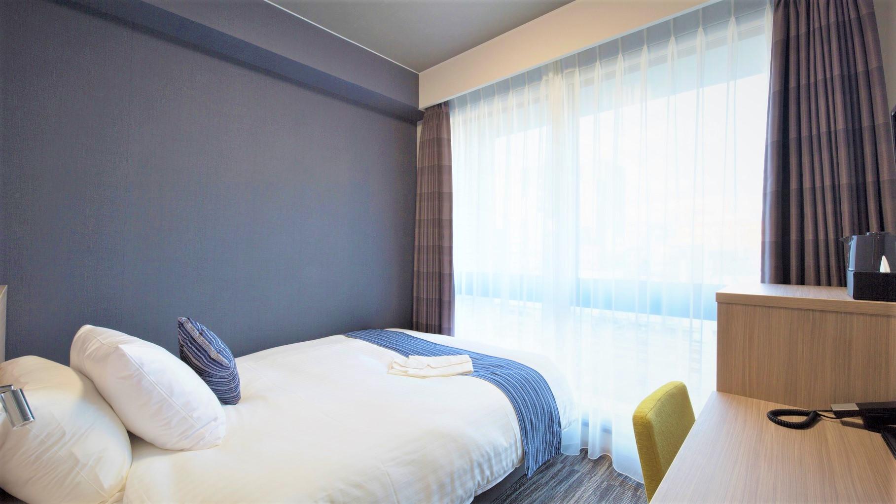 Room, Single, Semi Double Bed, Smoking