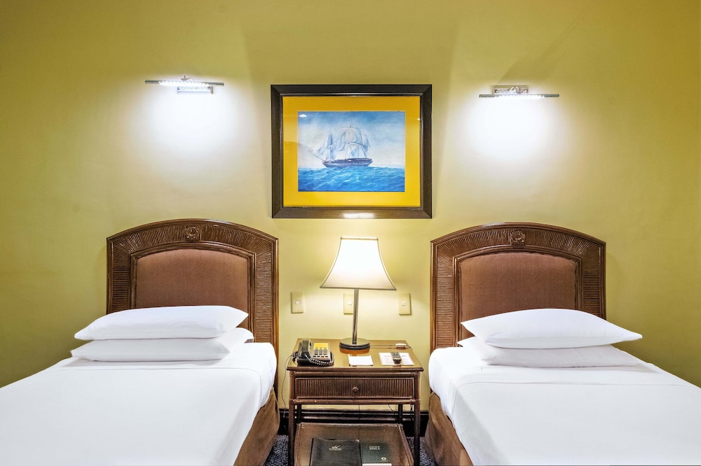 غرفة سوبيريور، Waterfront Cebu City Hotel and Casino 7/10