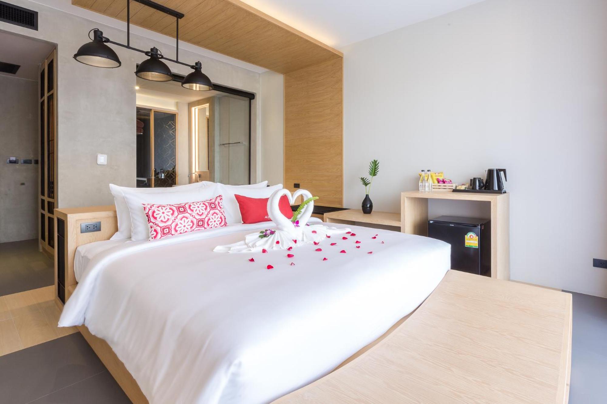 Nest, Aurico, King Bed