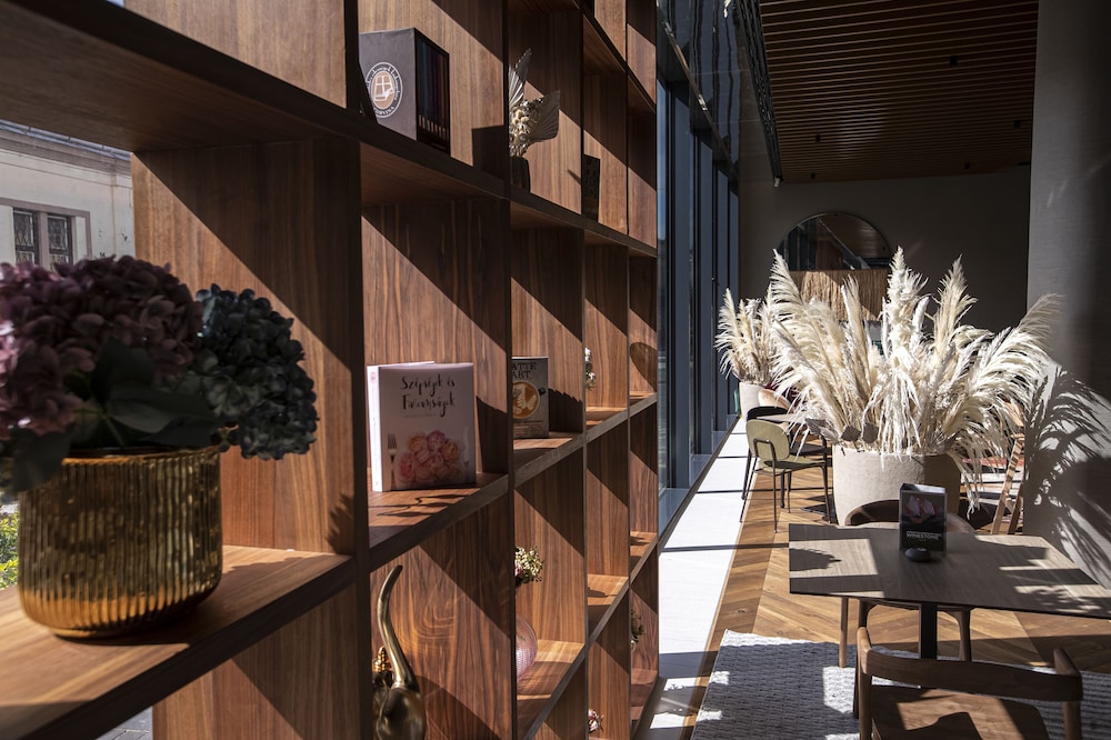 Mercure Debrecen Hungary 4/49