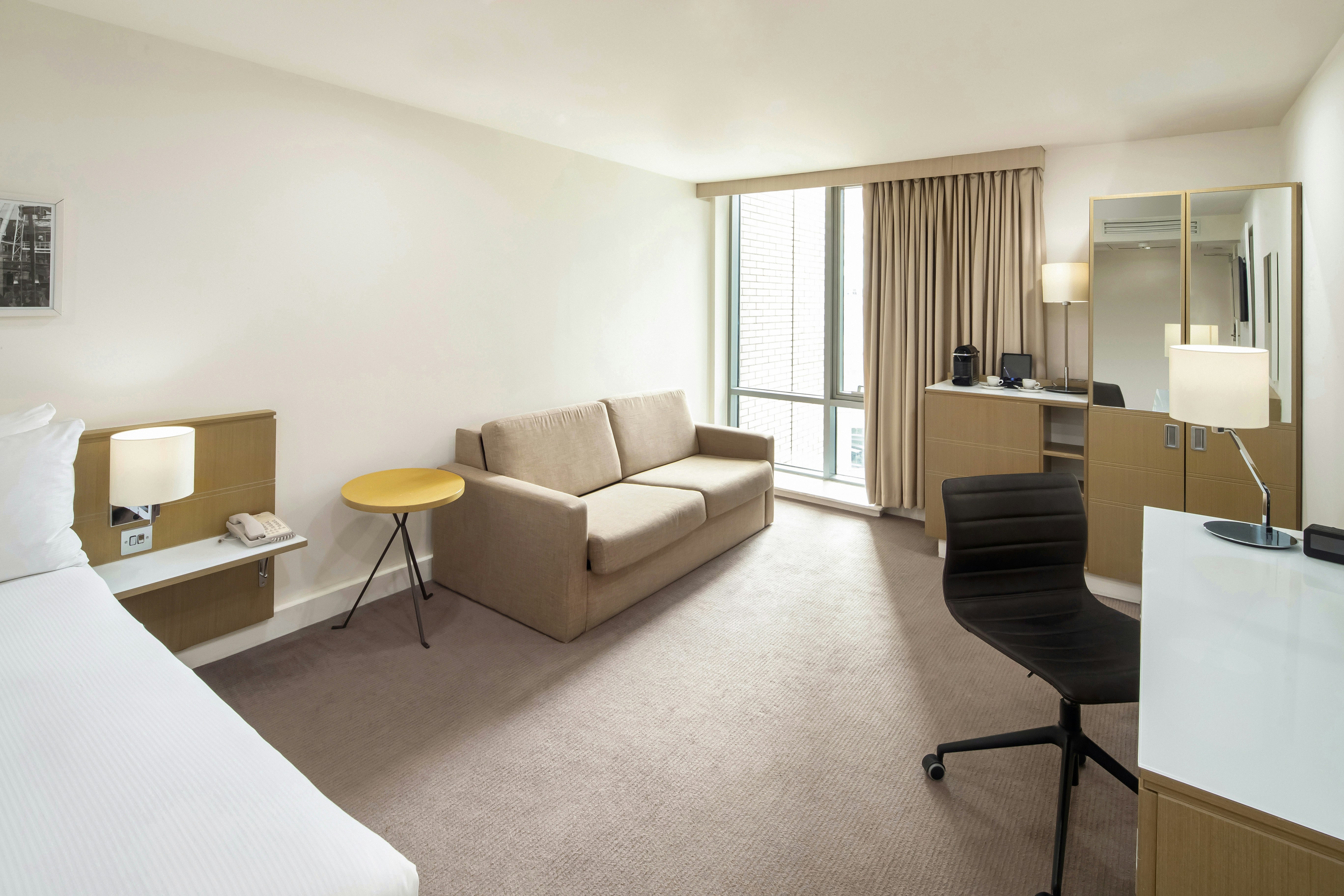 DoubleTree by Hilton Manchester - Piccadilly 29/51