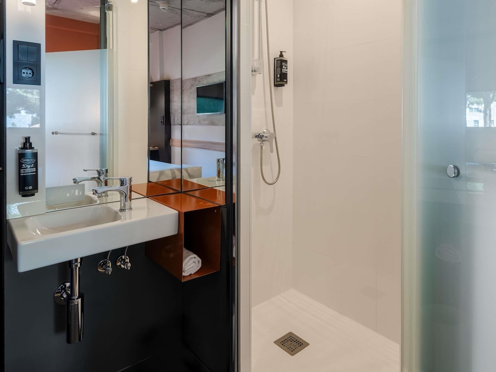 ibis budget Madrid Aeropuerto 57/58