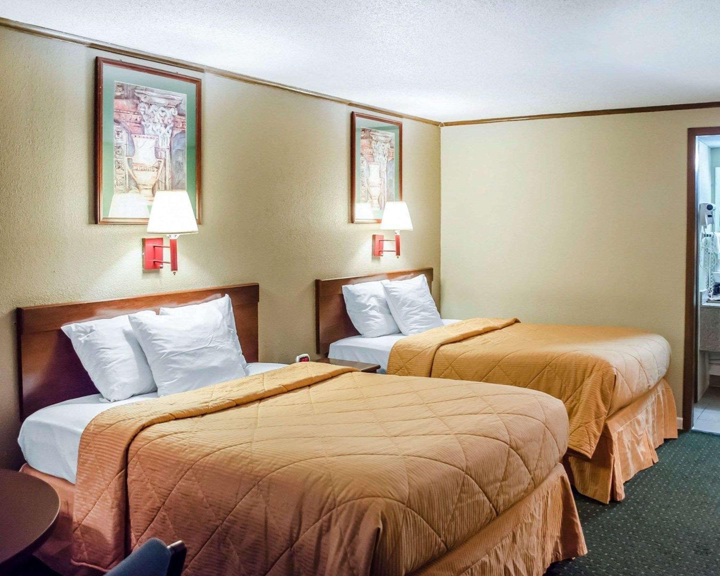 ROOM, 2 DOUBLE BEDS, SMOKING