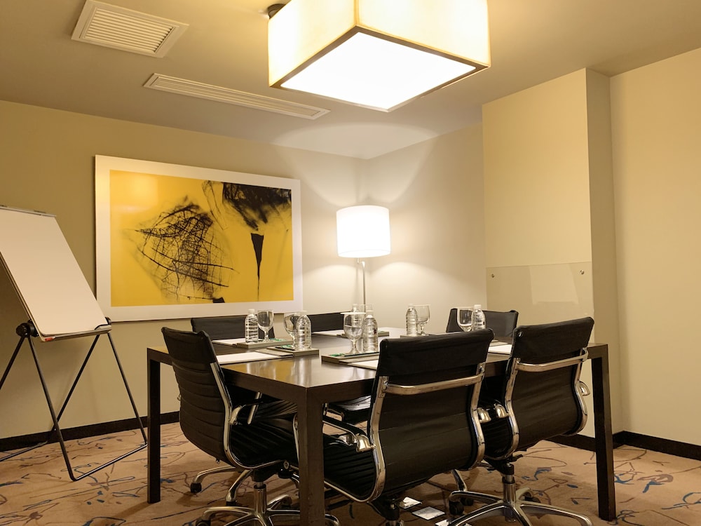 Grand Mercure Shanghai Century Park Hotel 49/54