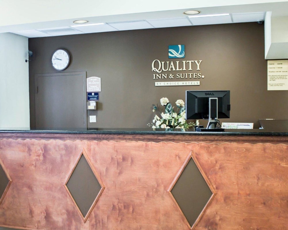 Quality Inn & Suites St Augustine Beach Area 4/20