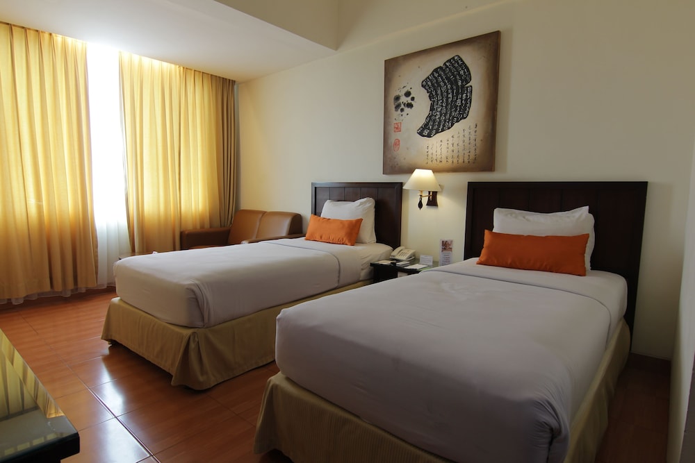 Grand Zuri Dumai 22/69