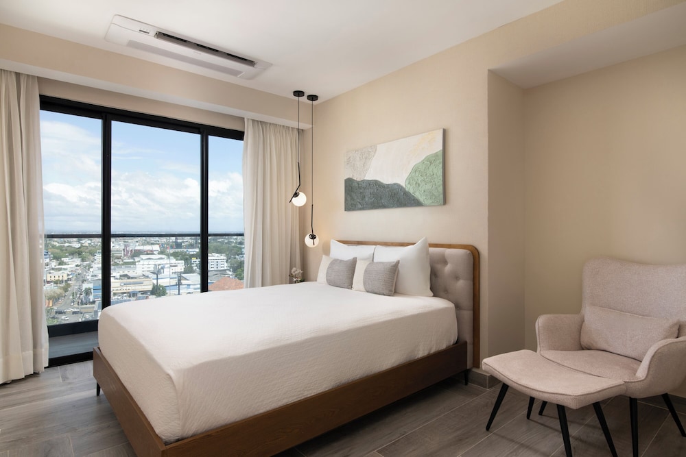 Aston Rubi City Suites 25/51