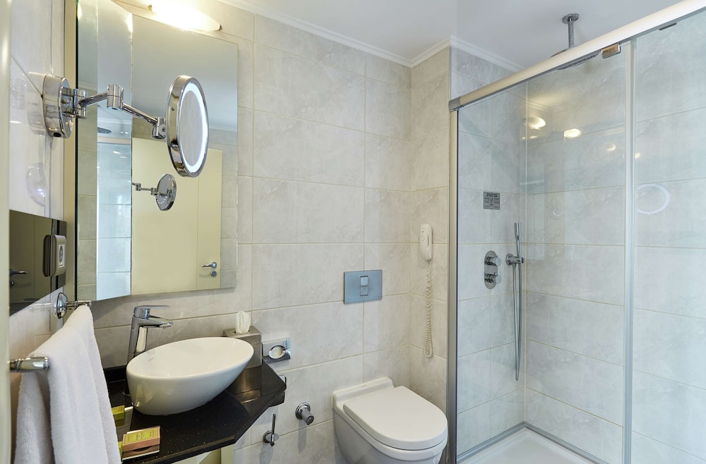 Doubletree By Hilton Hotel Izmir Alsancak 9/58