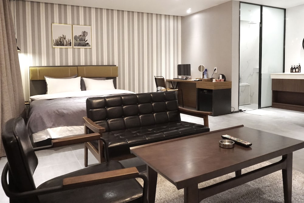 Brown Dot Hotel Masan 40/50