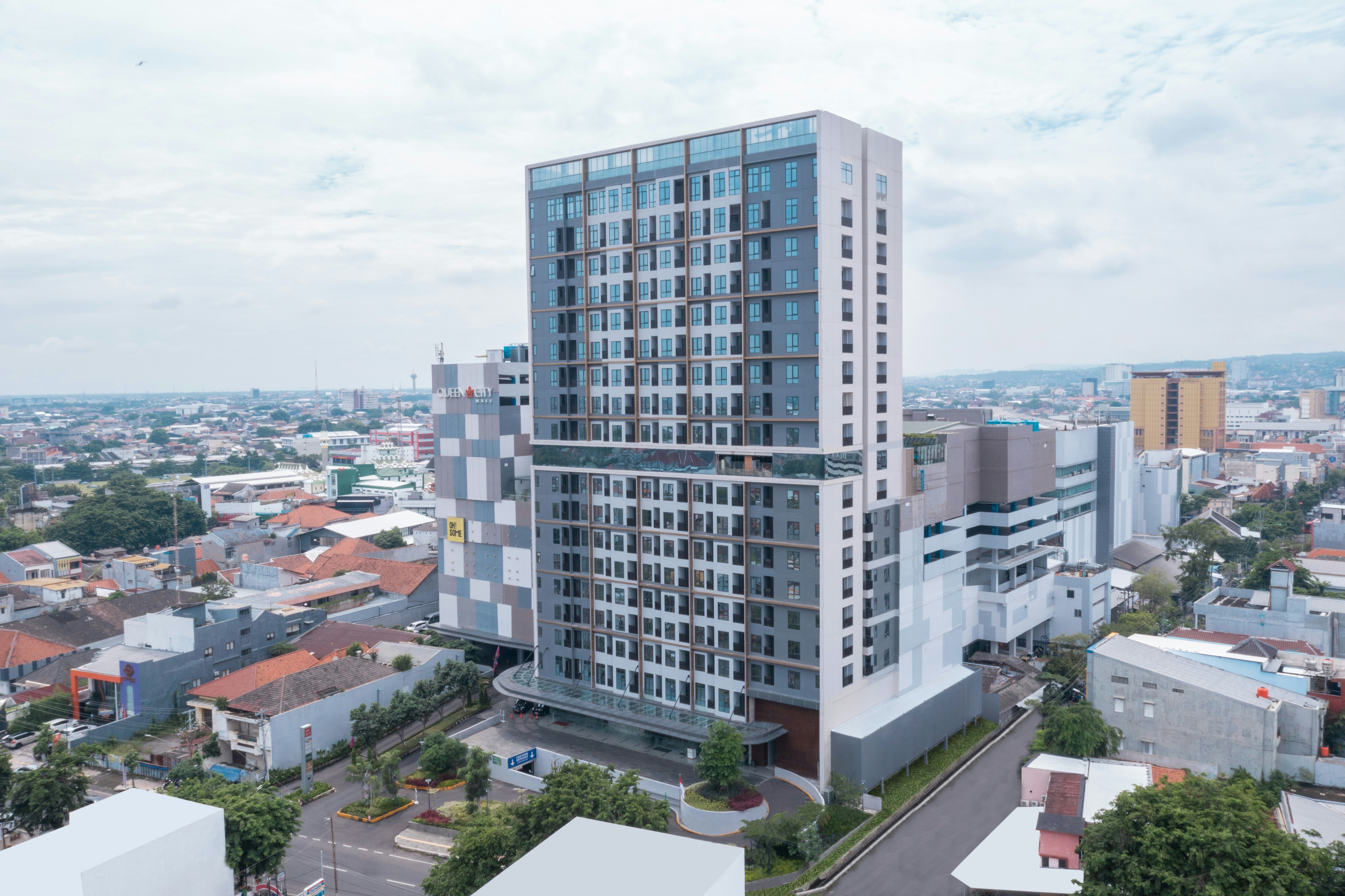 Somerset Queen City Semarang 2/33