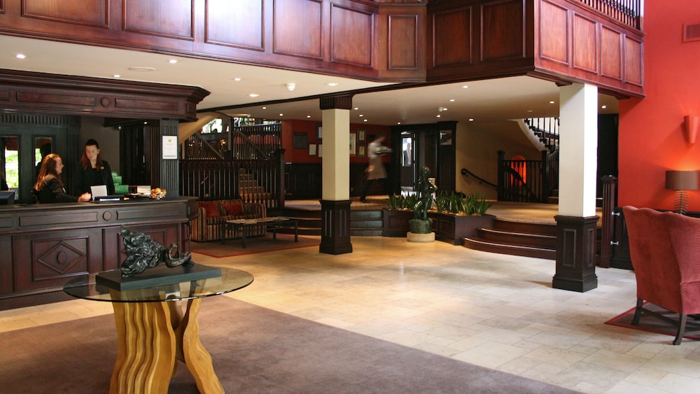 Donnington Valley Hotel and Spa 60/72