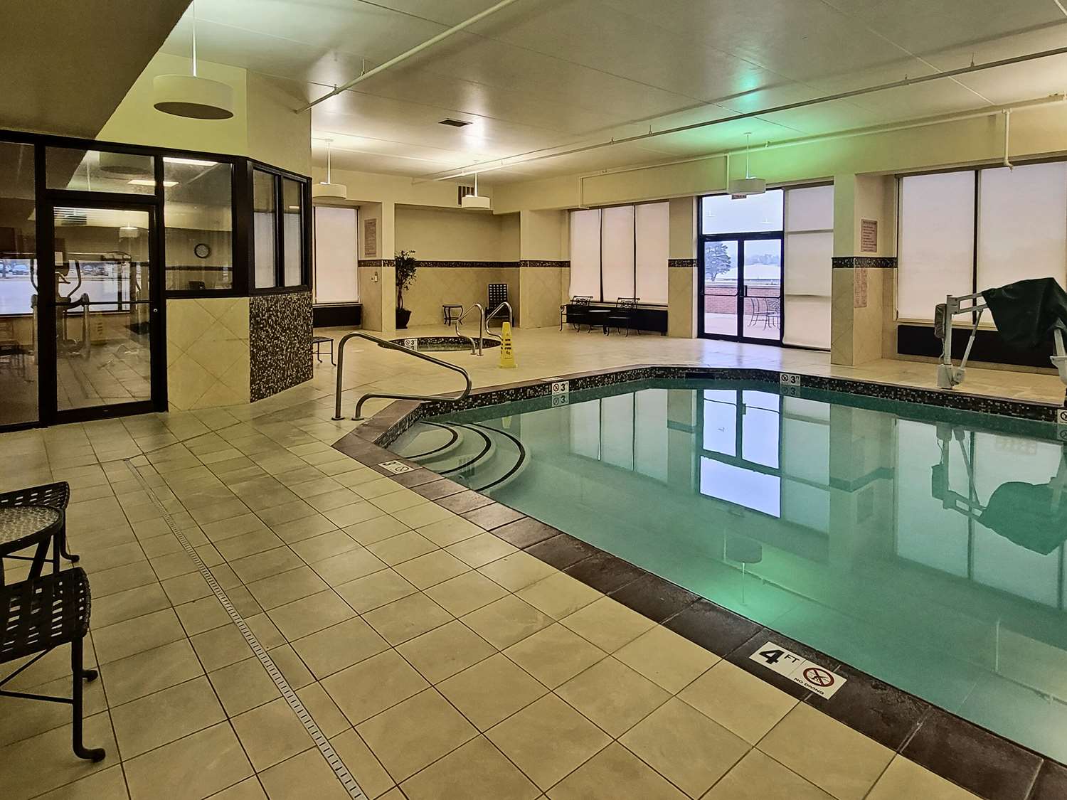 Radisson Hotel Cedar Rapids, IA 22/33