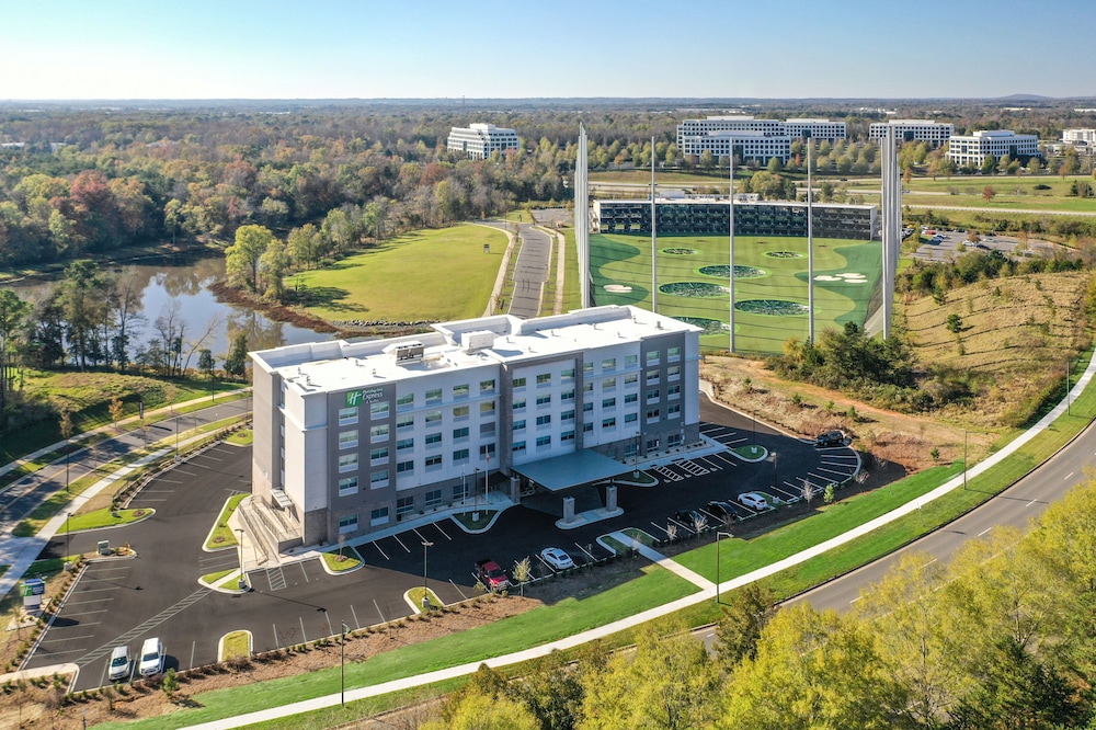 Holiday Inn Express Suites Charlotte Southwest 7/42