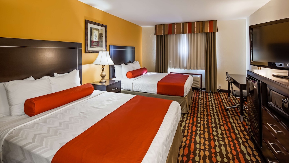 Best Western Greentree Inn & Suites 12/27