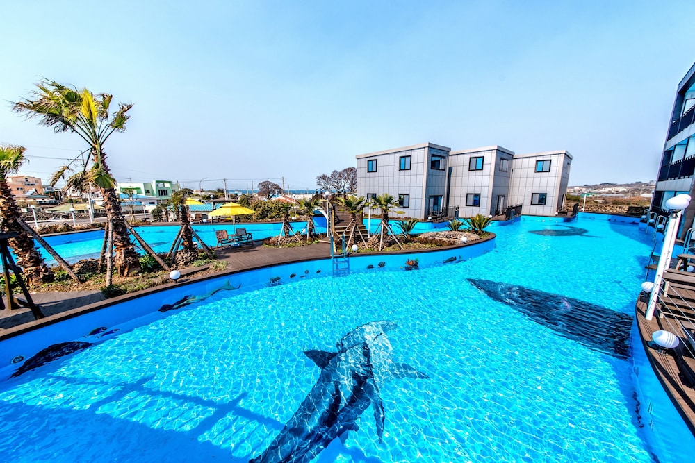 Water Garden Resort 62/68