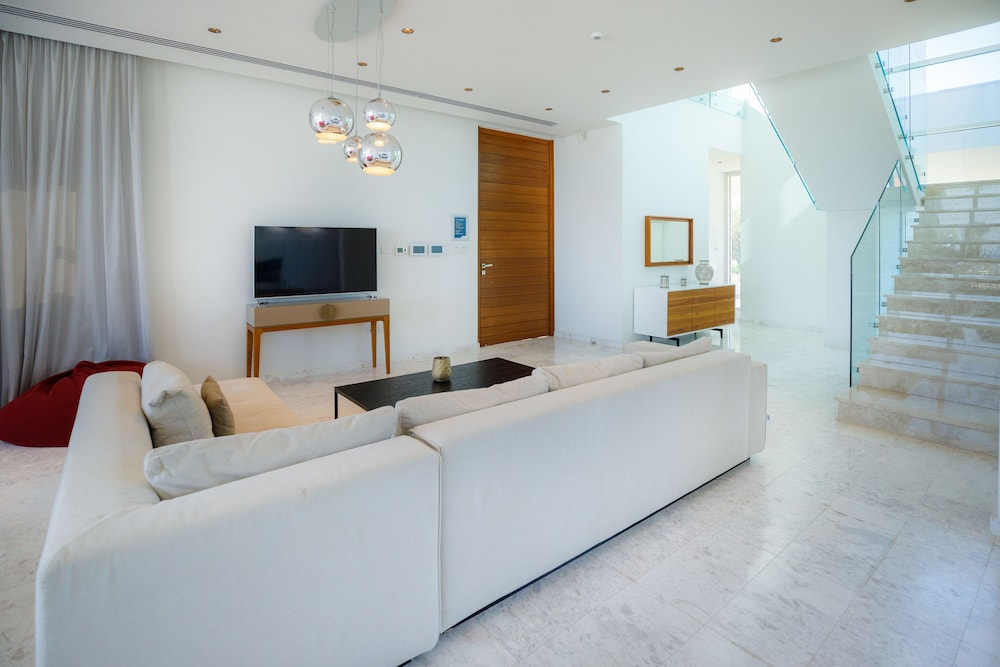 Glory Elite Luxury Home 15/50