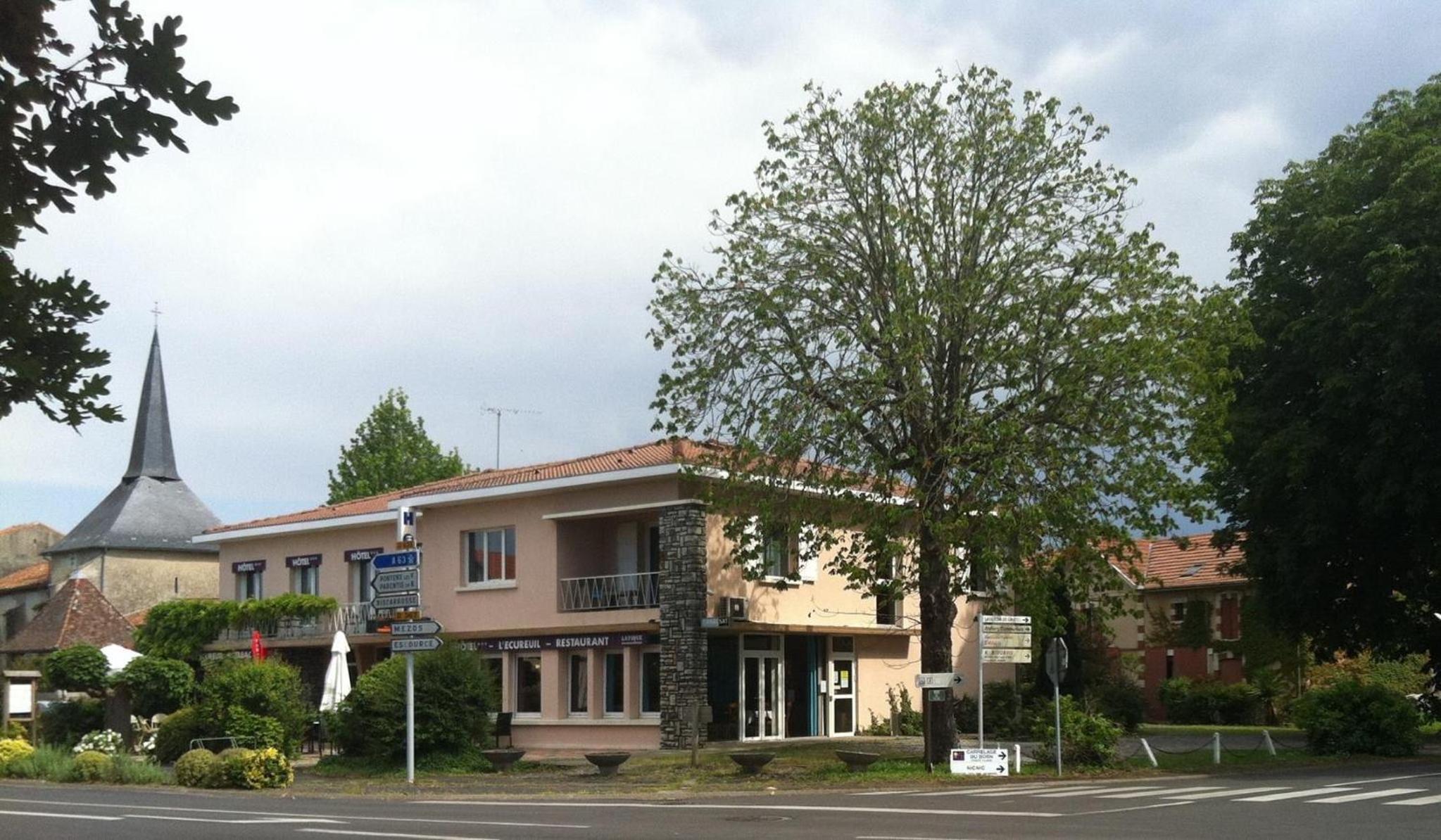Hotel Bar Tabac Point Chaud L'Ecureuil 4/37