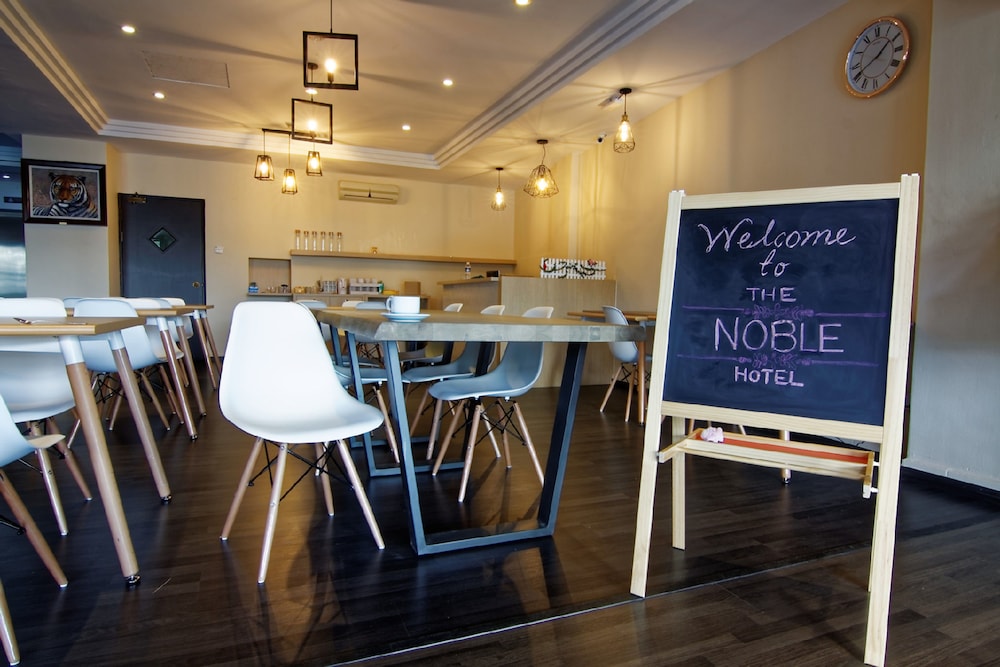 The Noble Hotel 34/48