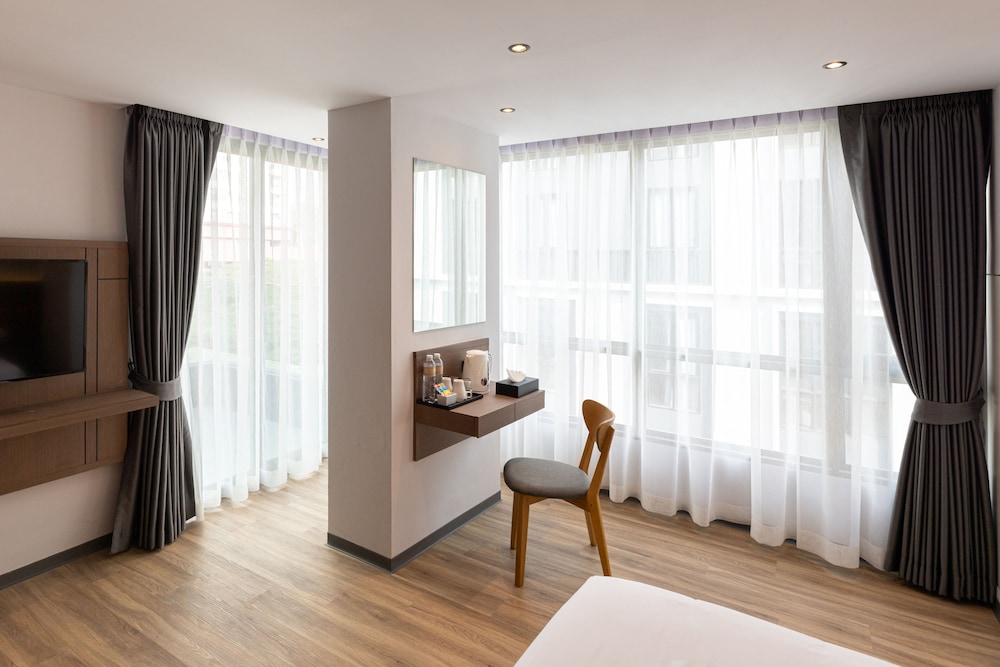 Pure Eleven Hotel Bangkok 33/44