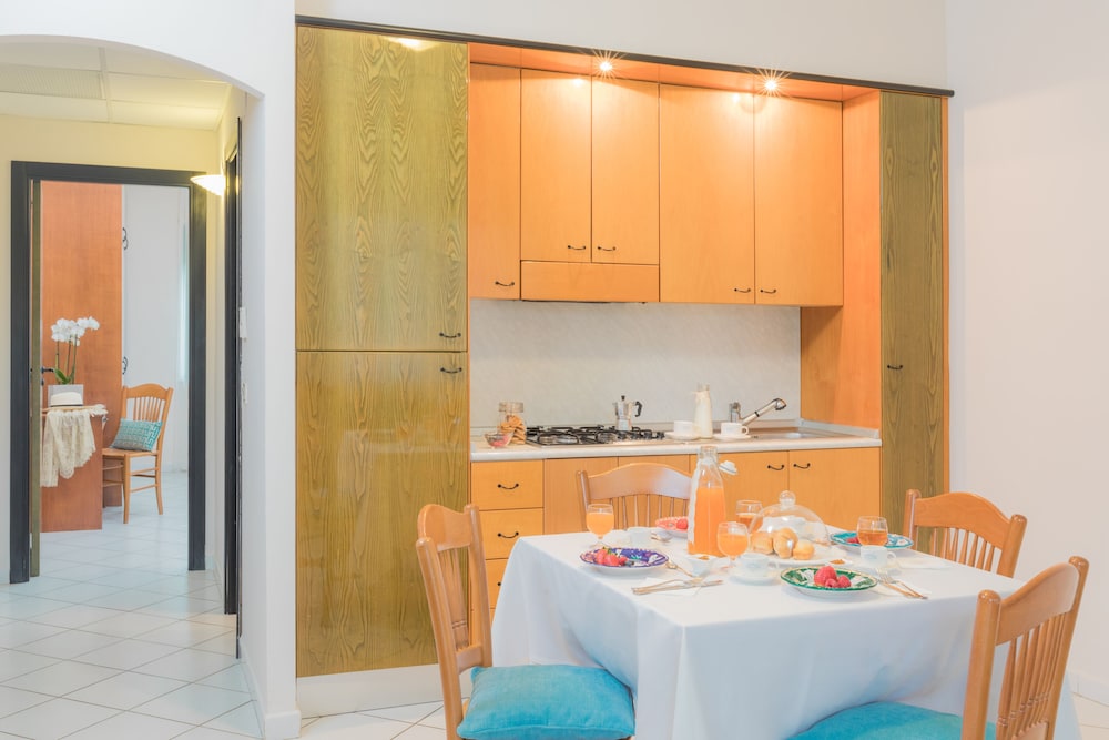 OLEANDRI RESORT 68/81