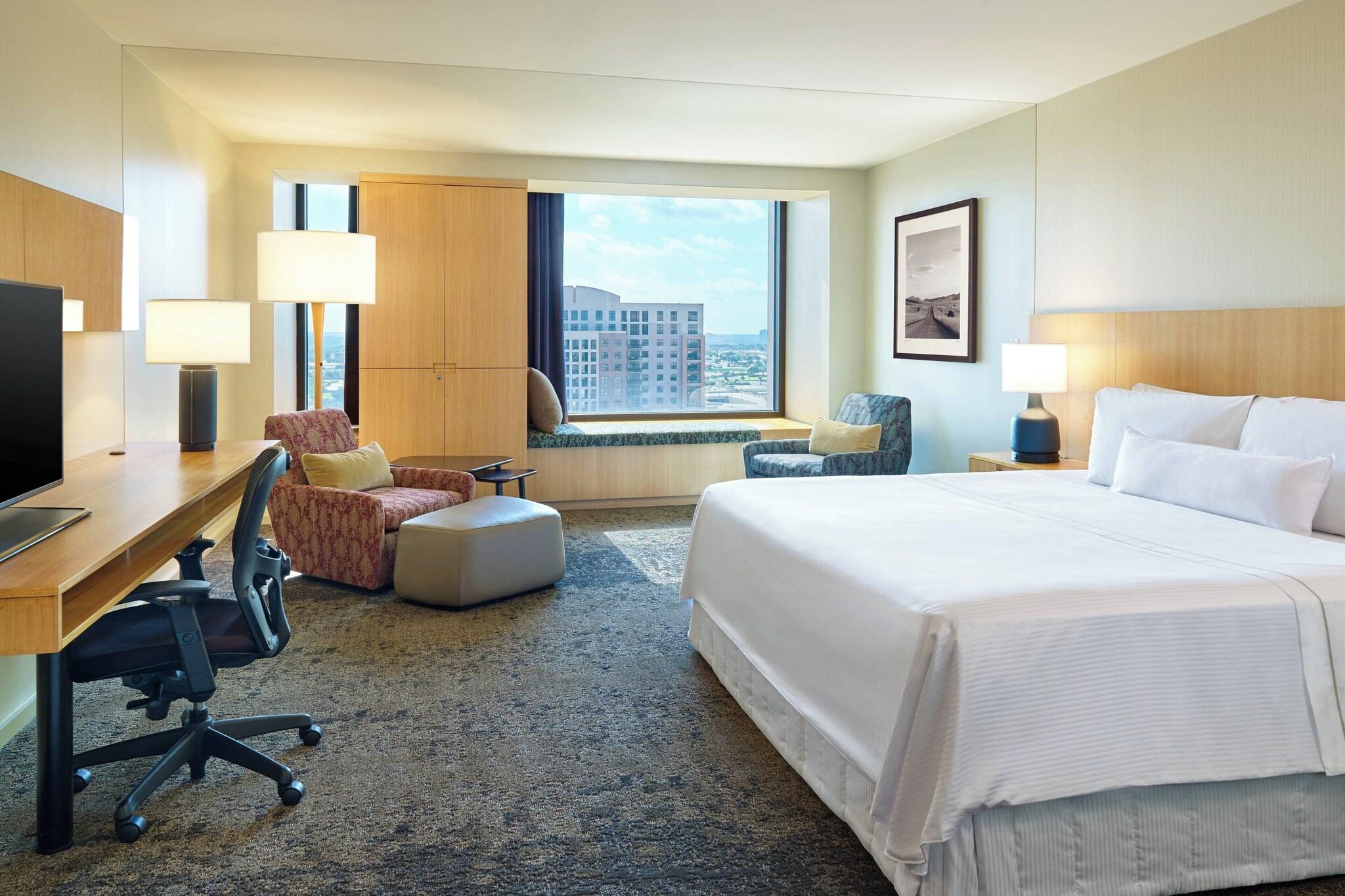 Room, King Bed, Accessible
