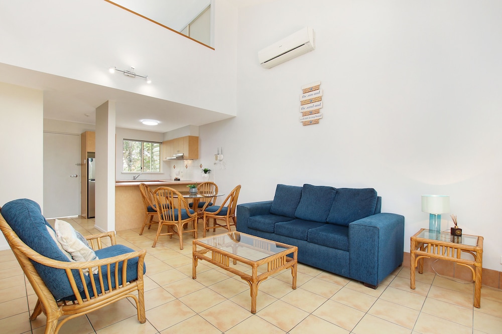 Headland Beach Resort 41/69