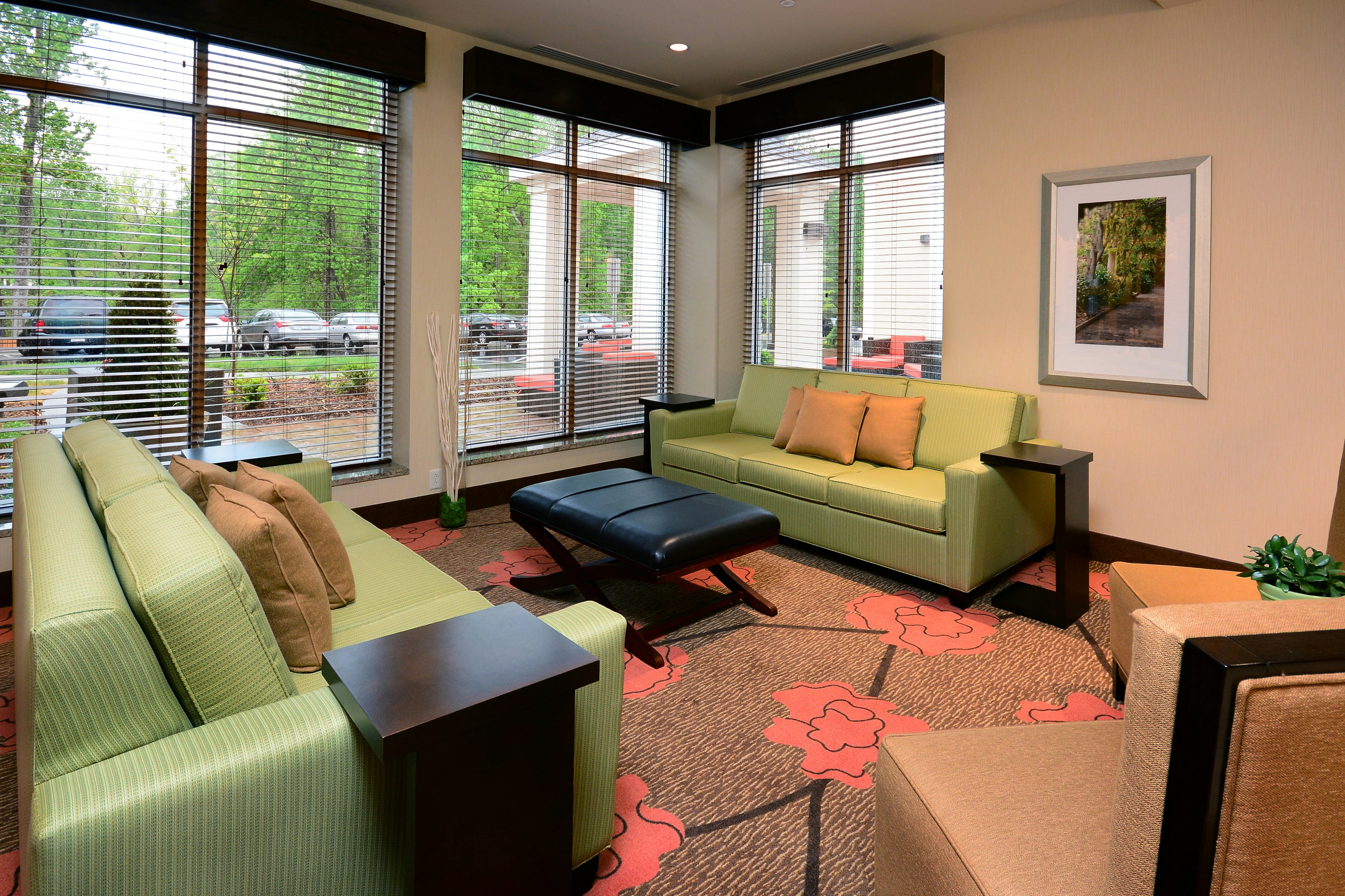 Hilton Garden Inn Greensboro Airport 24/50