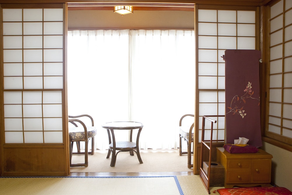 Hinodeya Ryokan 58/68