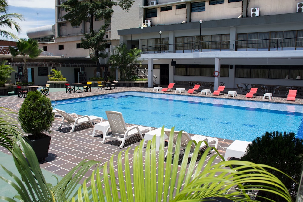 Hotel Tonchala 3/58