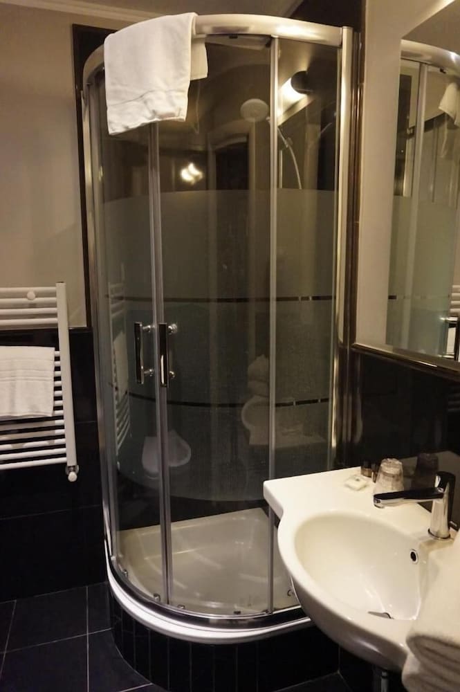 Hotel Taormina Roma 48/56