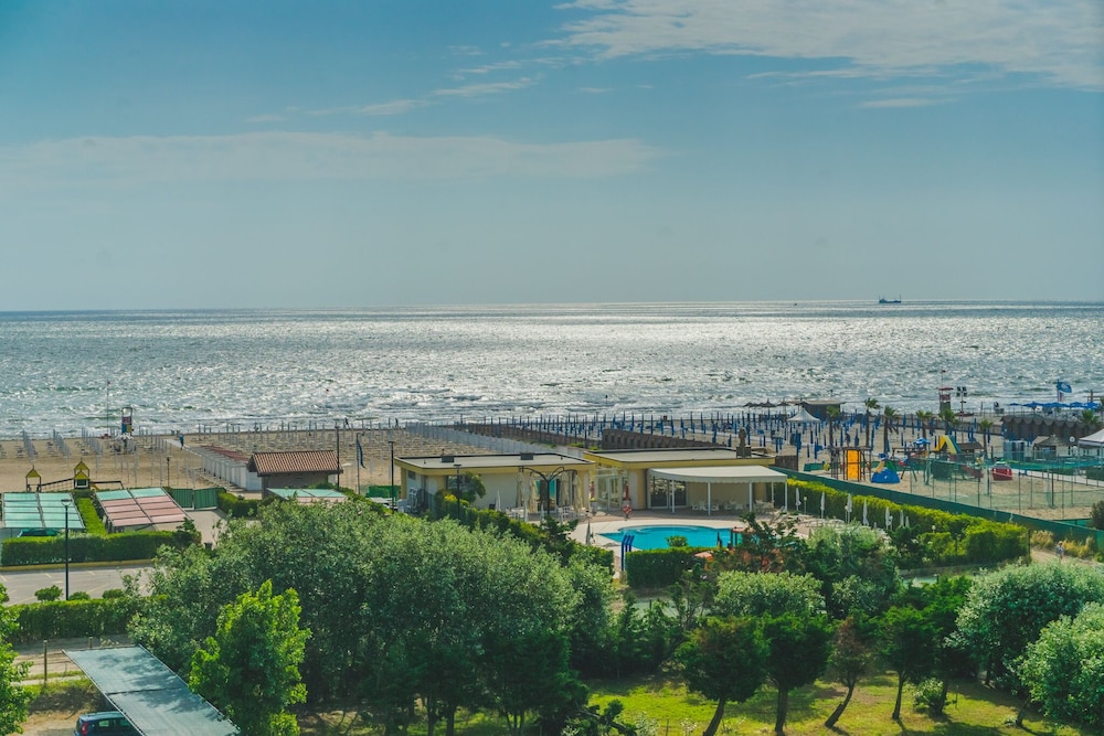 Hotel Sole 62/66
