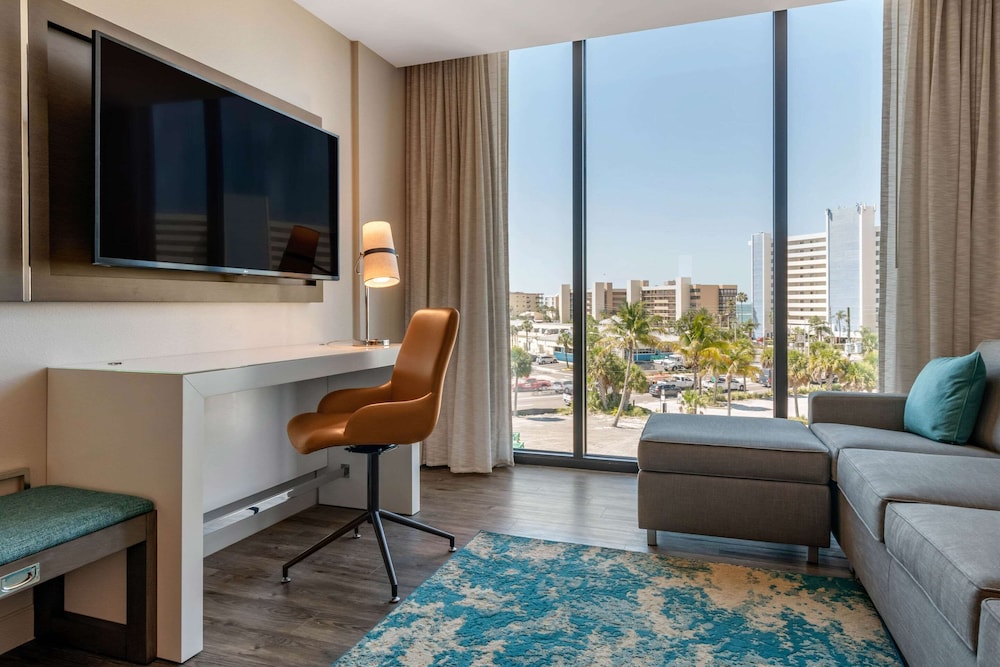 Cambria Hotel St Petersburg Madeira Beach Marina 33/58