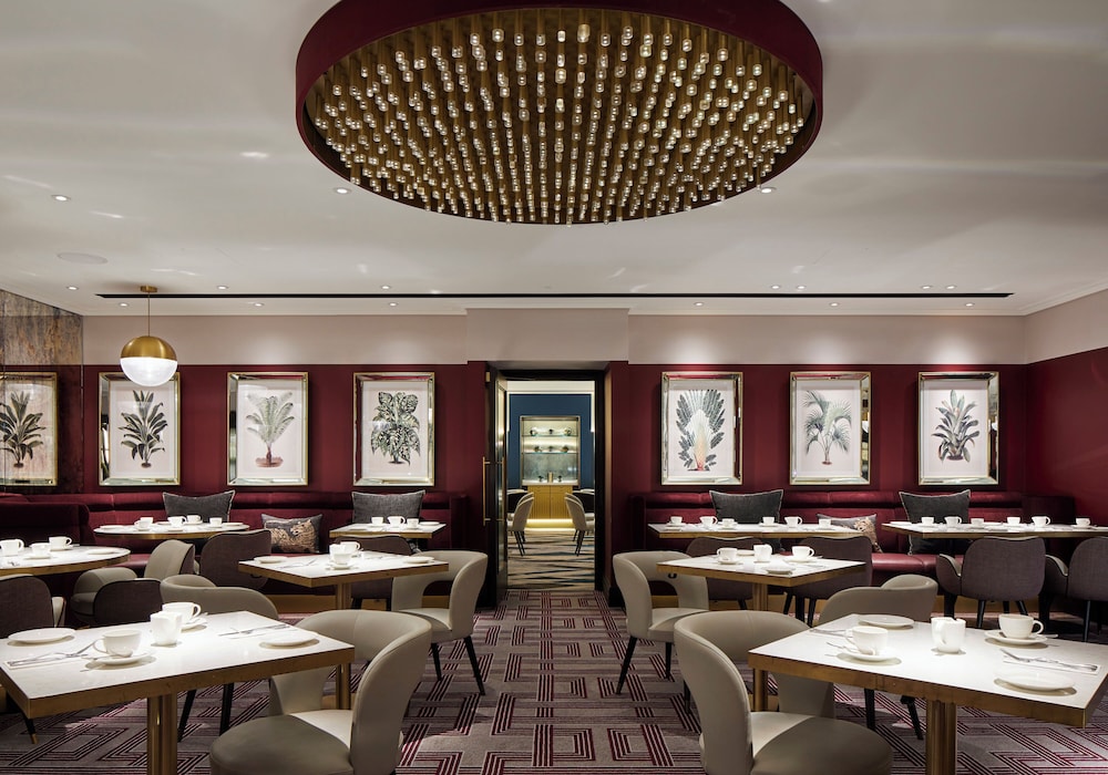 Strand Palace Hotel 37/47