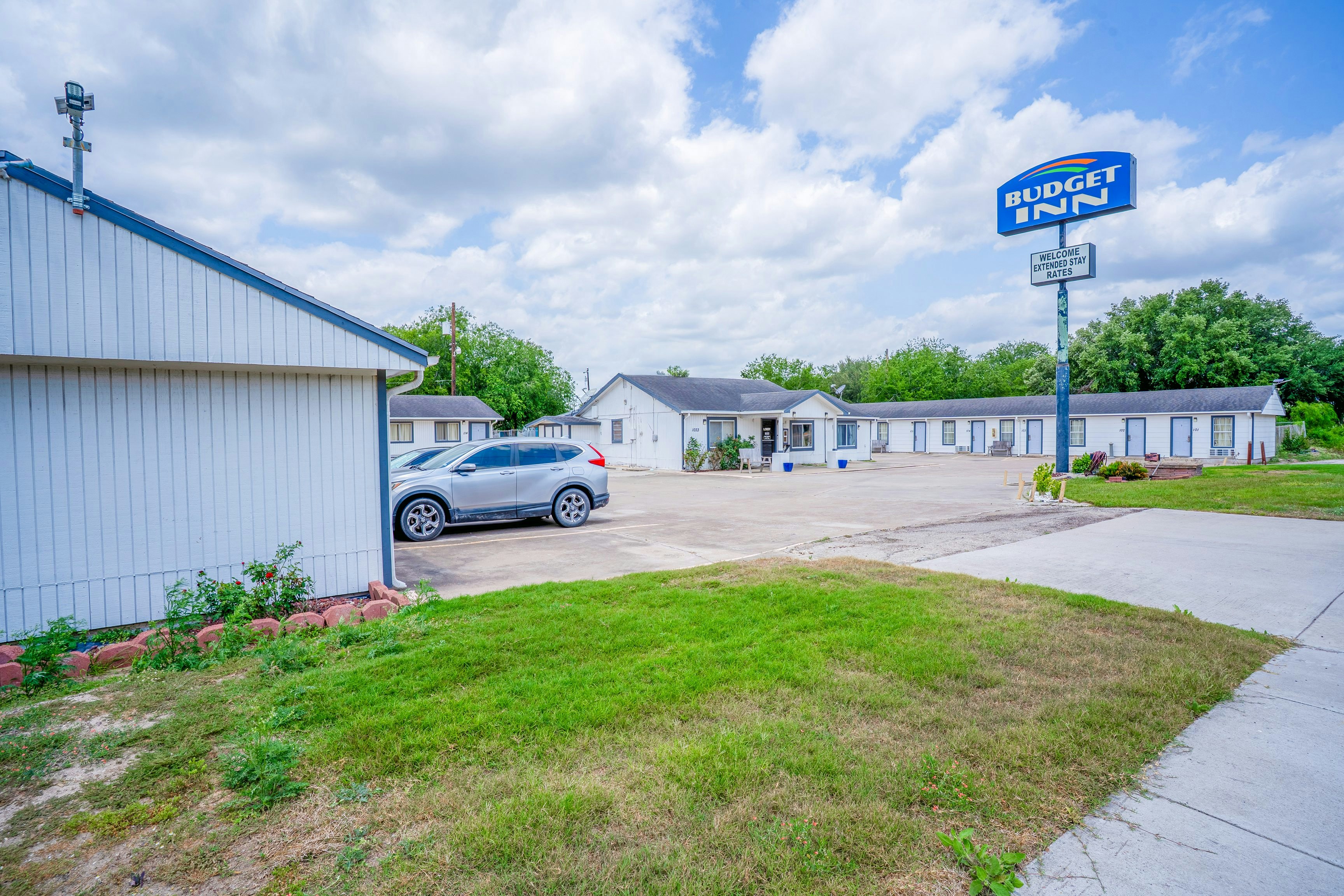 OYO Budget Inn Falfurrias Hwy 281 32/50